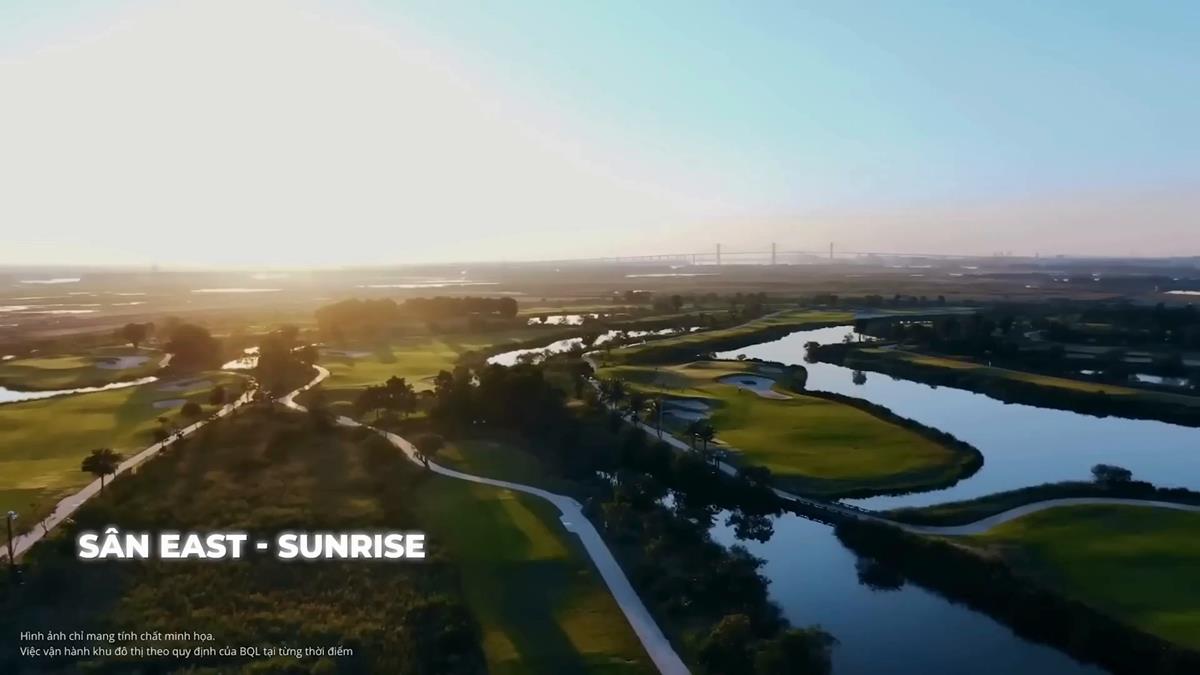 2 Sân Golf 18 lỗ đẳng cấp tại Vinhomes Green Paradise có những gì?