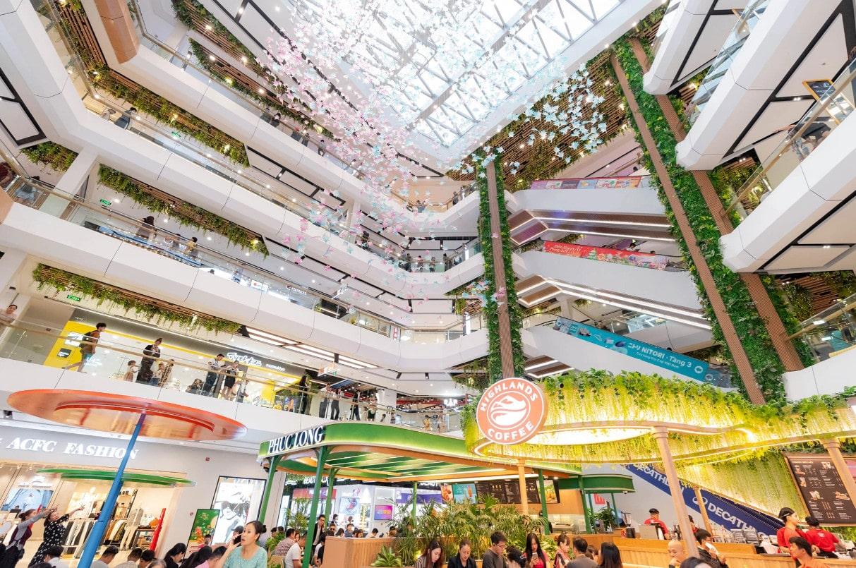 Vincom Mega Mall nằm tại dự án Vinhomes Grand Park.