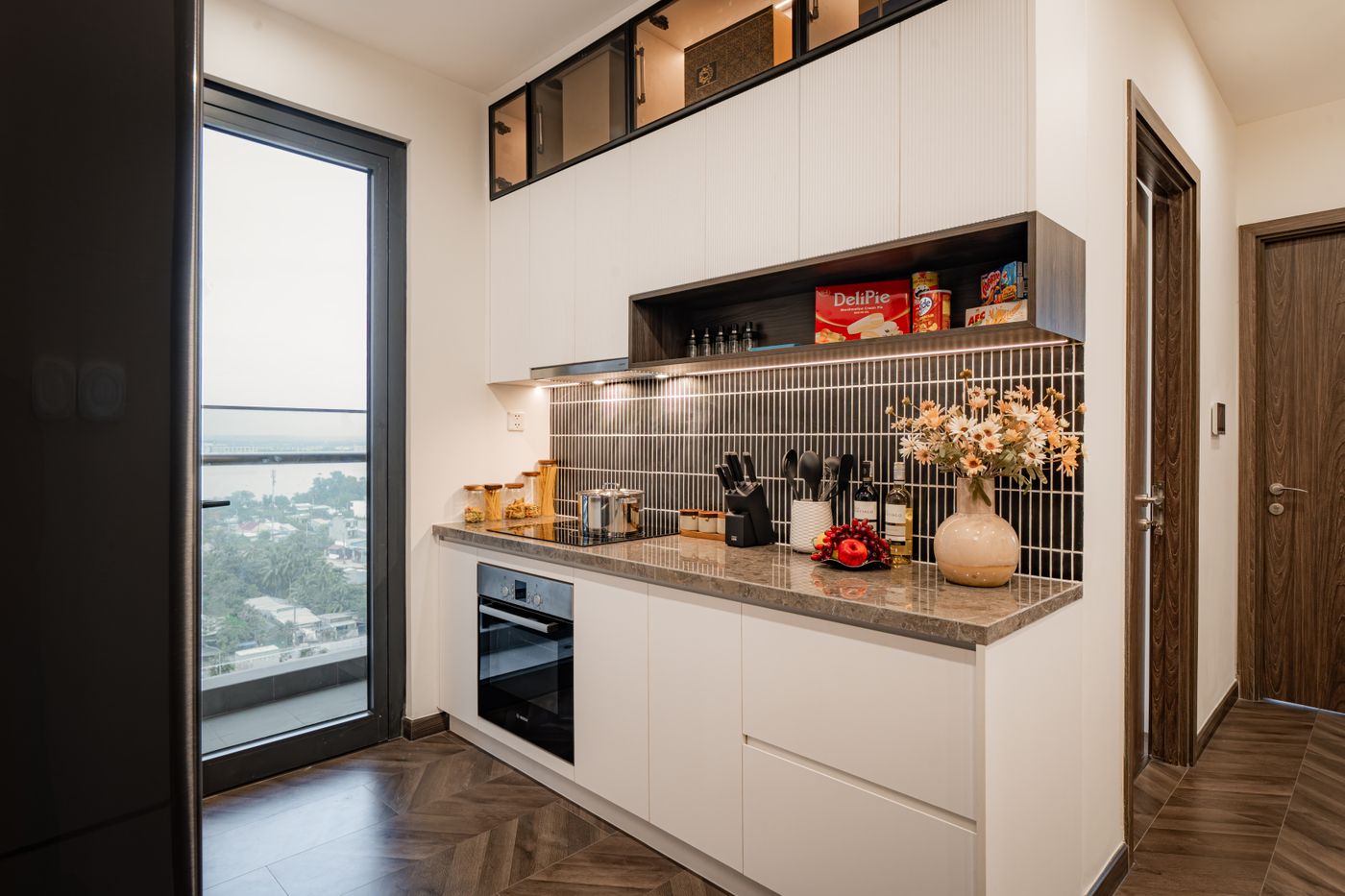 Không gian bếp tại The Opus One là minh chứng rõ nét cho sự đầu tư chỉn chu từ nhà phát triển Vinhomes (Hình ảnh chỉ mang tính chất minh họa)