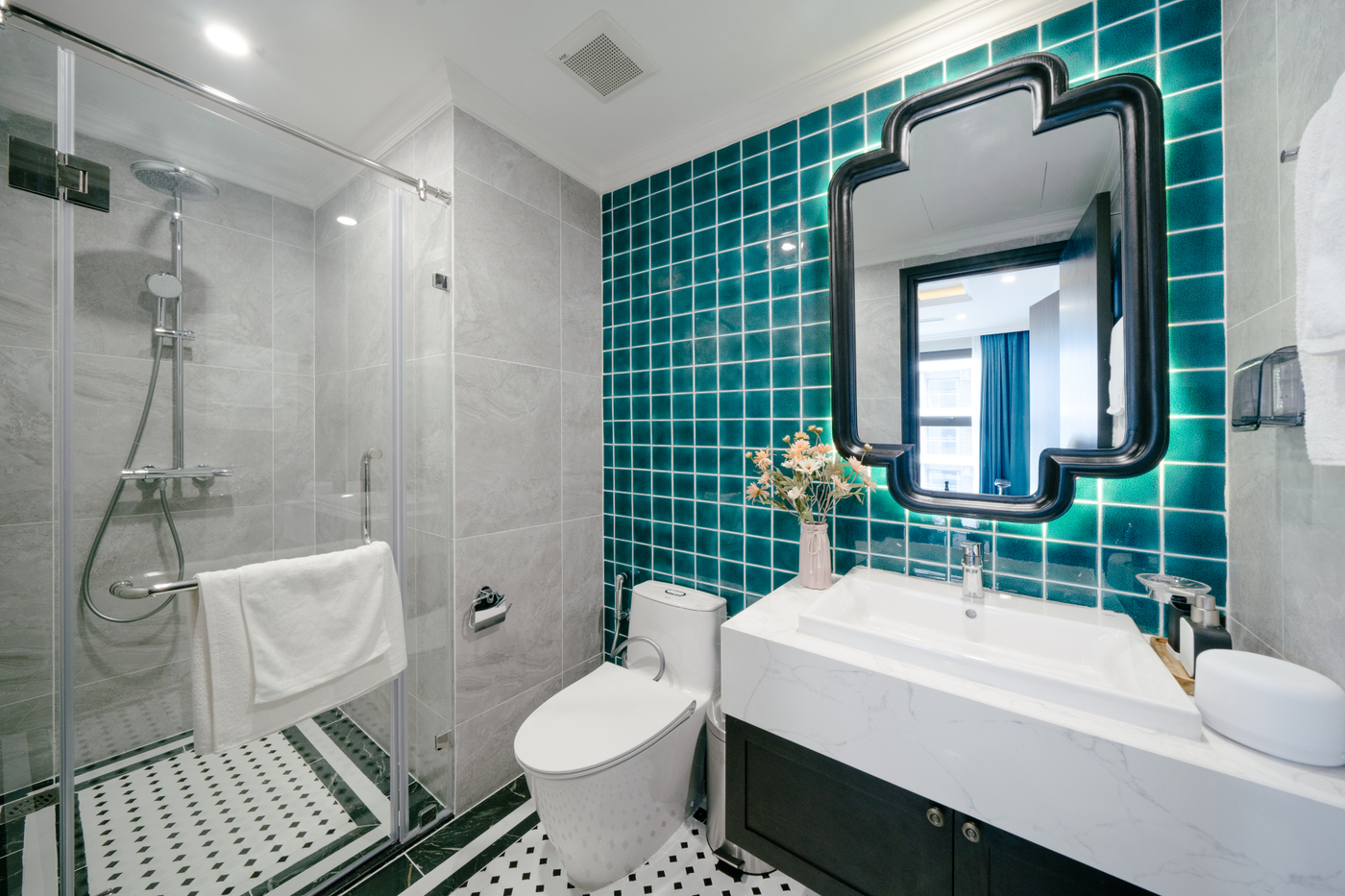 Khu vực phòng tắm tại The Opus One mang đến cảm giác như đang tận hưởng một spa tại gia (Hình ảnh chỉ mang tính chất minh họa)