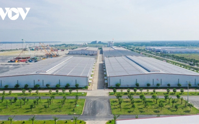 Tương lại Long an tập trung vào những ngành nghề có hàm lượng công nghệ cao, công nghiệp phụ trợ, dịch vụ logistics gắn với cảng biển quốc tế. (Nguồn ảnh: Bài viết 