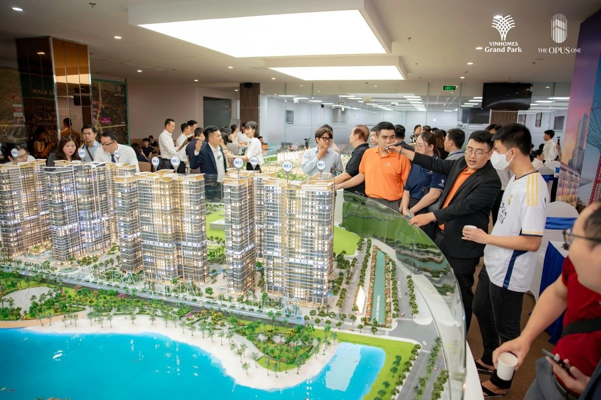 Đặc quyền sở hữu The Opus One giá 'chân sóng' cho nhà đầu tư